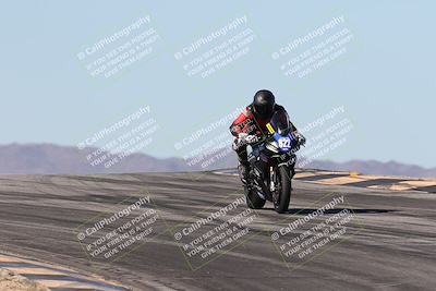 media/Dec-07-2025-CVMA (Sun) [[3e7d2de5dc]]/Race 7-Formula Lightweight Twins Shootout/